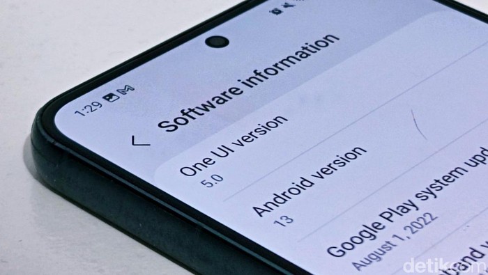 Samsung Uji Coba One UI 5.1, Akan Debut di Galaxy S23 Series?